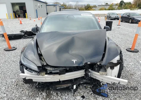 2024 Tesla Model 3 z USA, uszkodzony, nr VIN 5YJ3E1EB9RF846690